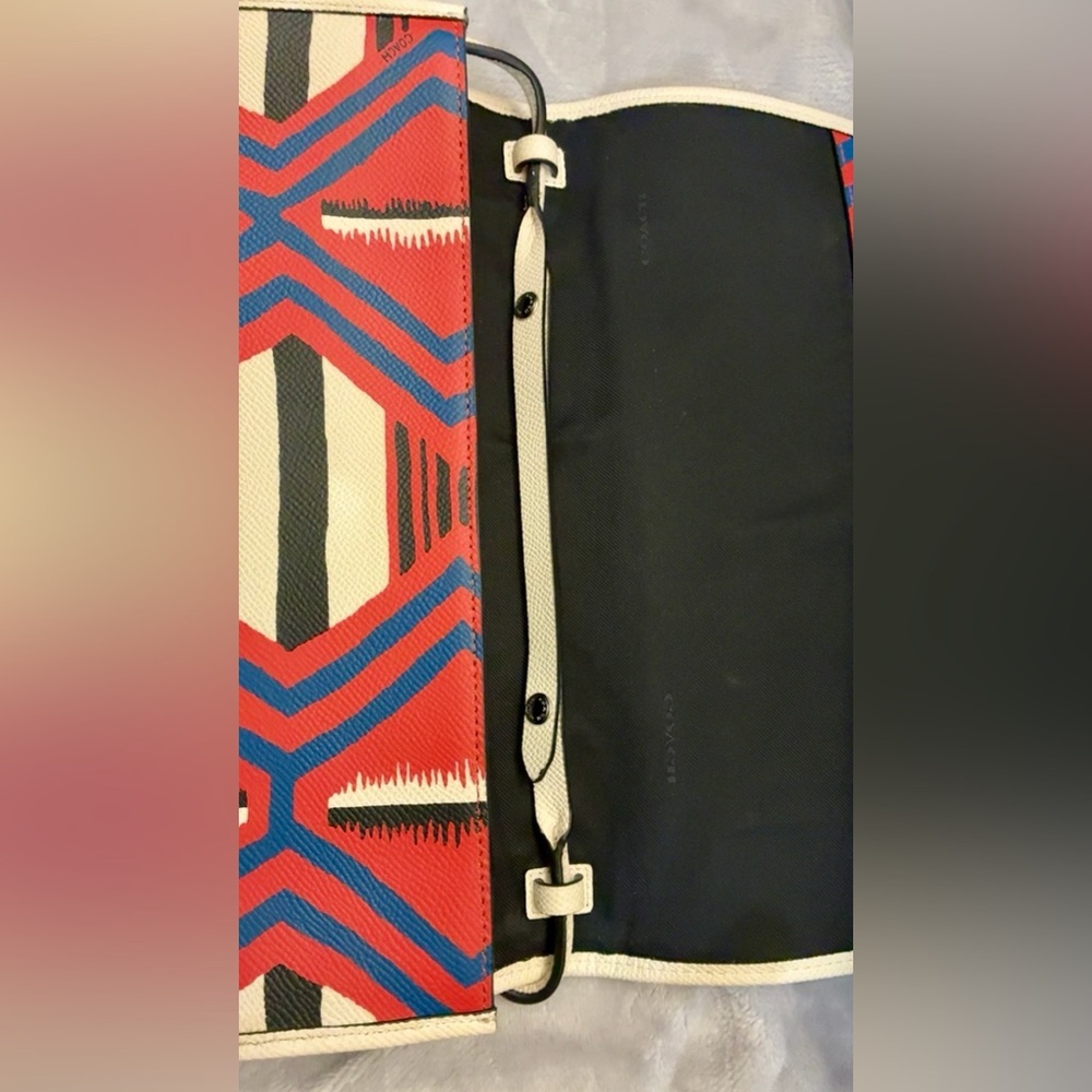 Coach x Coachella Fire Dancer Shoulder Bag with Matching Wristlet - Picture 5 of 9